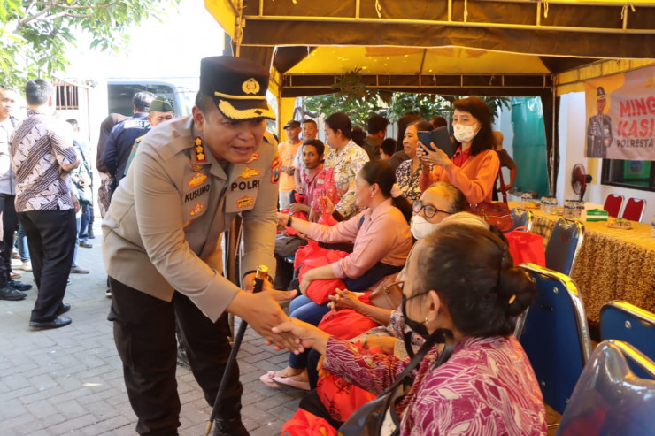 Program Minggu Kasih, Polresta Sidoarjo Gelar Bakti Kesehatan Gratis Untuk Warga