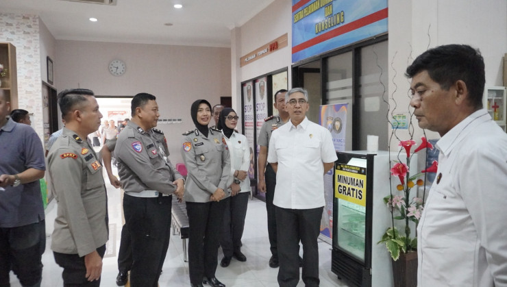 Tim Stamarena Polri Gelar Asistensi Pelayanan Publik di Polresta Sidoarjo