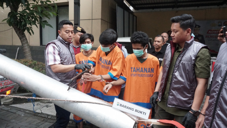 Curi Pipa Stainless di Tjiwi Kimia, Empat Tersangka Diamankan Polisi