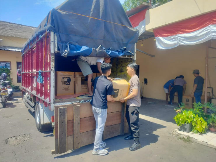 Polisi Berhasil Gagalkan Penyelundupan Arak Bali Truk Pengangkut Diamankan di Jember