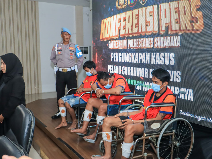 Polrestabes Surabaya Kembali Berhasil Amankan 3 Tersangka Spesialis Curanmor