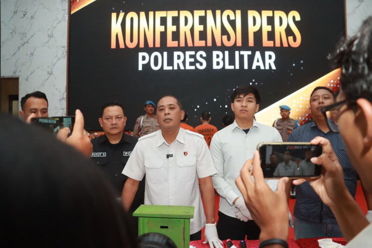 Polres Blitar Berhasil Ungkap Kasus Pencurian 4 Tersangka Diamankan