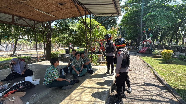 Polwan Polresta Sidoarjo Patroli Kamtibmas, Berikan Rasa Aman dan Nyaman Masyarakat
